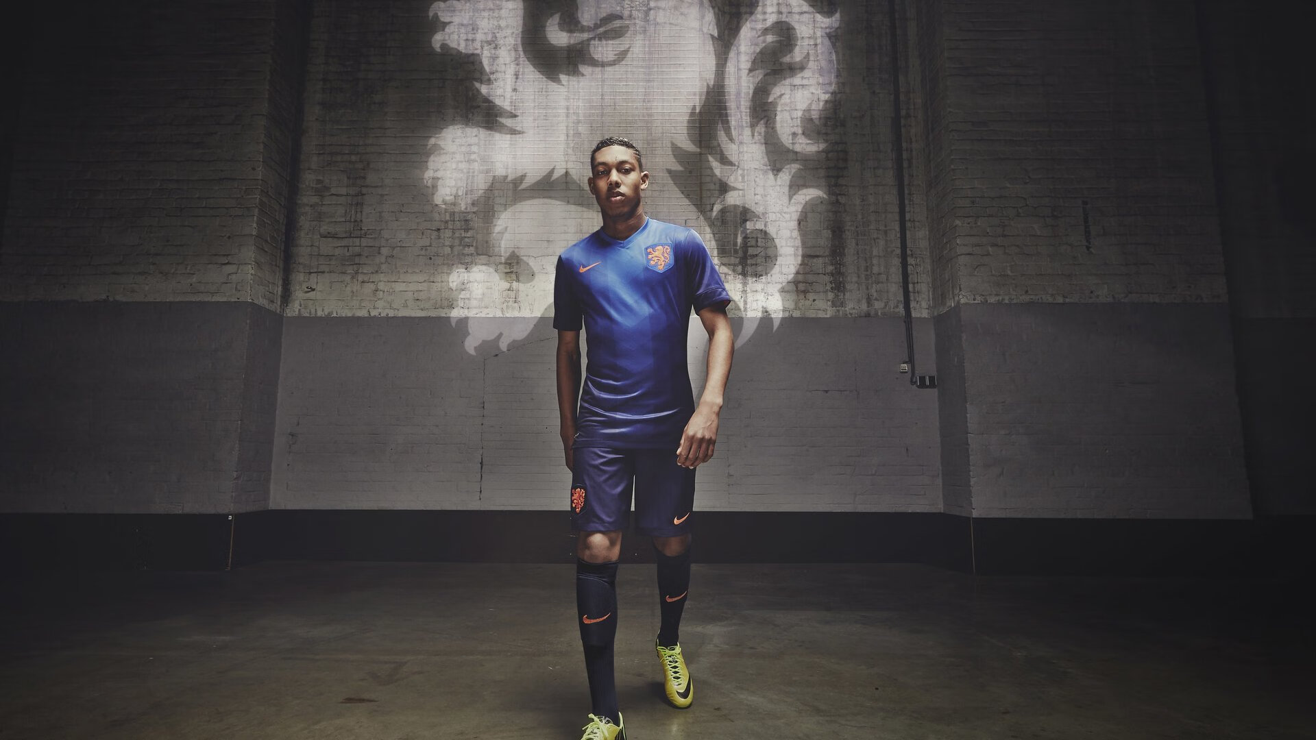 贝林厄姆爆发映衬红魔晋级路，曼联淘汰赛过关国米背后的战术博弈